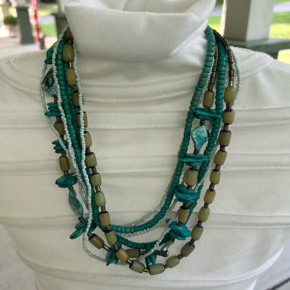 Chic Multi-Strand Turquoise blue/green beaded Olive Necklace - Picture 6 of 6
